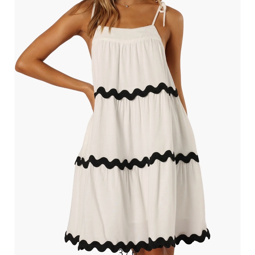 Petal and pip Uma Rickrack Trim Linen Trapeze Dress